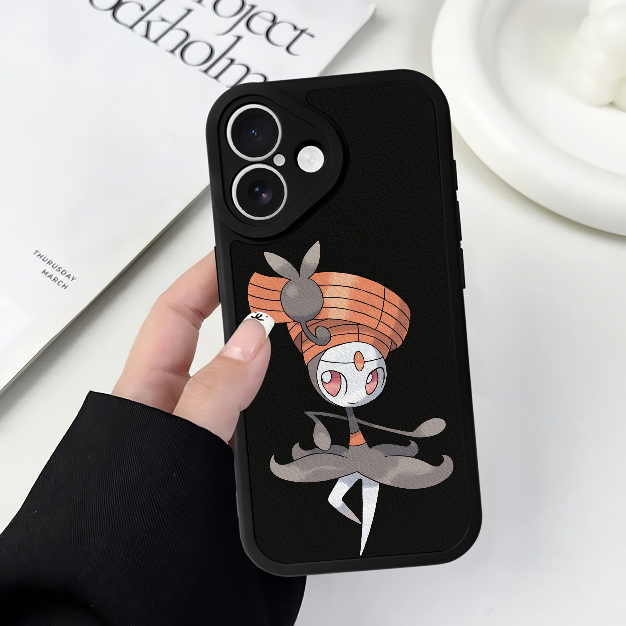 （画像用） ポケットモンスター Pokémon 【iPhone 16シリーズ対応】シリコンスマホケース（レザー調） 材質：シリコン
